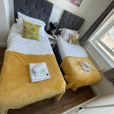 Sublime Stays Webberley Stylish Studio Stoke City Centre Extérieur photo