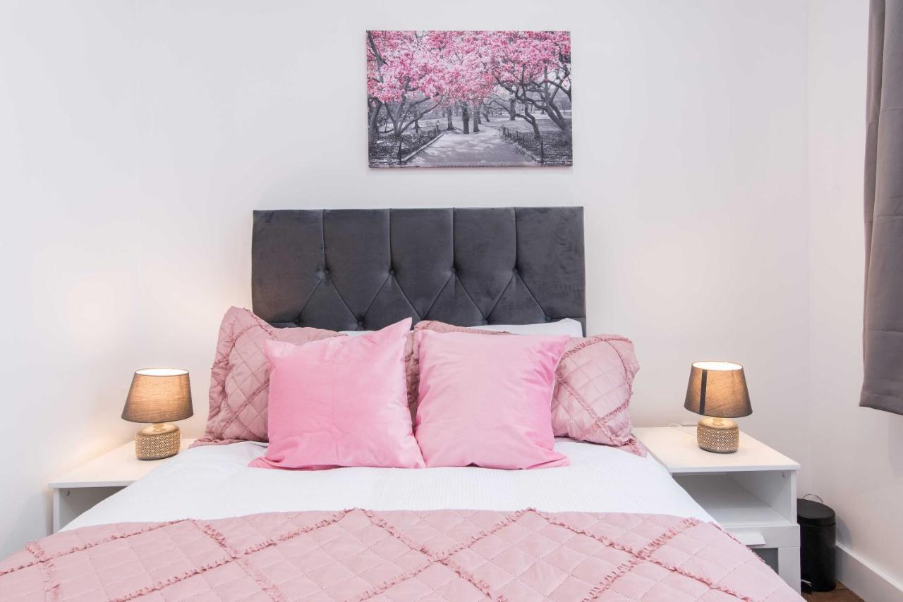 Sublime Stays Webberley Stylish Studio Stoke City Centre Extérieur photo